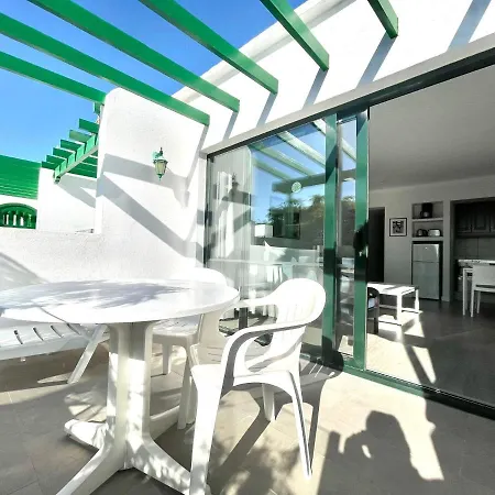 One Bedroom With Pool Views, Wifi In Puerto Del Carmen * Puerto del Carmen (Lanzarote)