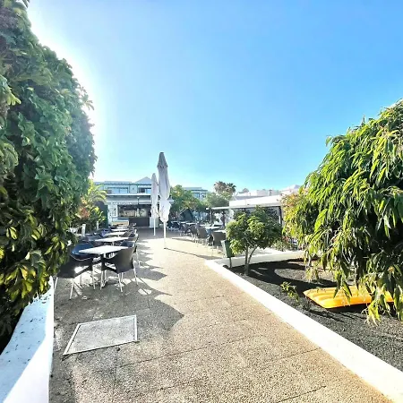 Apartament One Bedroom With Pool Views, Wifi In Puerto Del Carmen